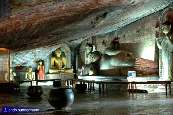 Sri Lankas berühmtester Höhlentempel Dambulla